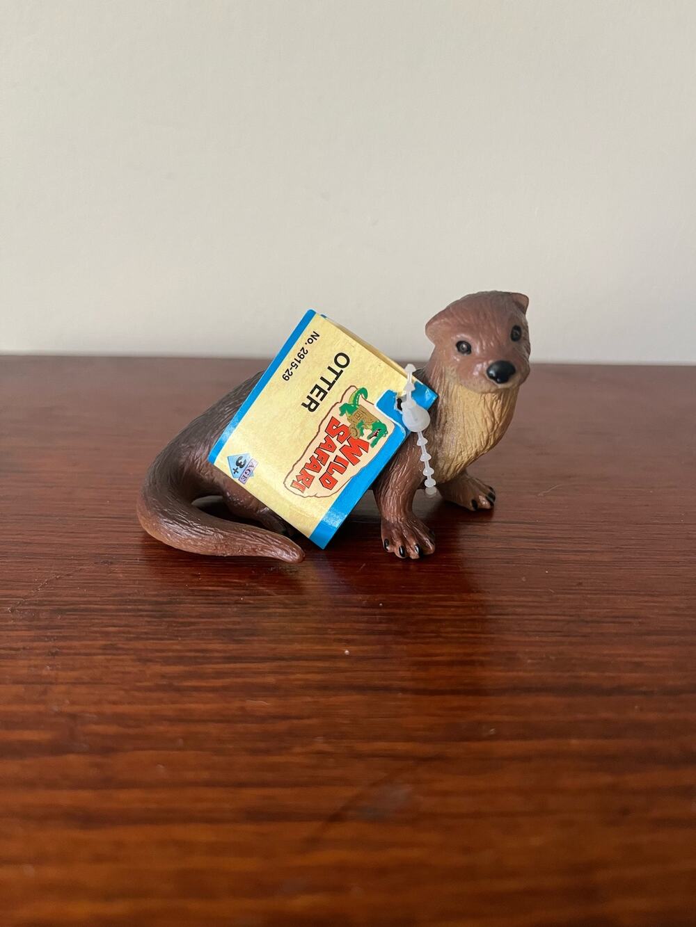 NWT Safari Ltd River Otter 1998 Wildlife Animal Figure